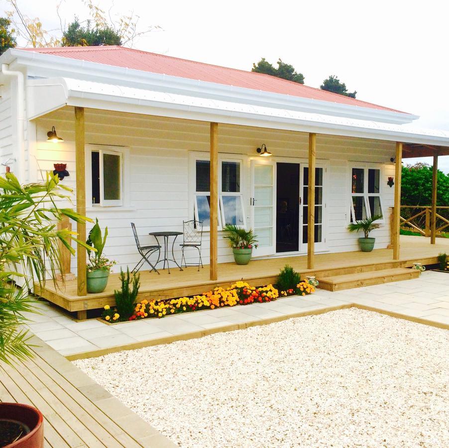 Marriners Luxury Guesthouse Rawene Exteriör bild